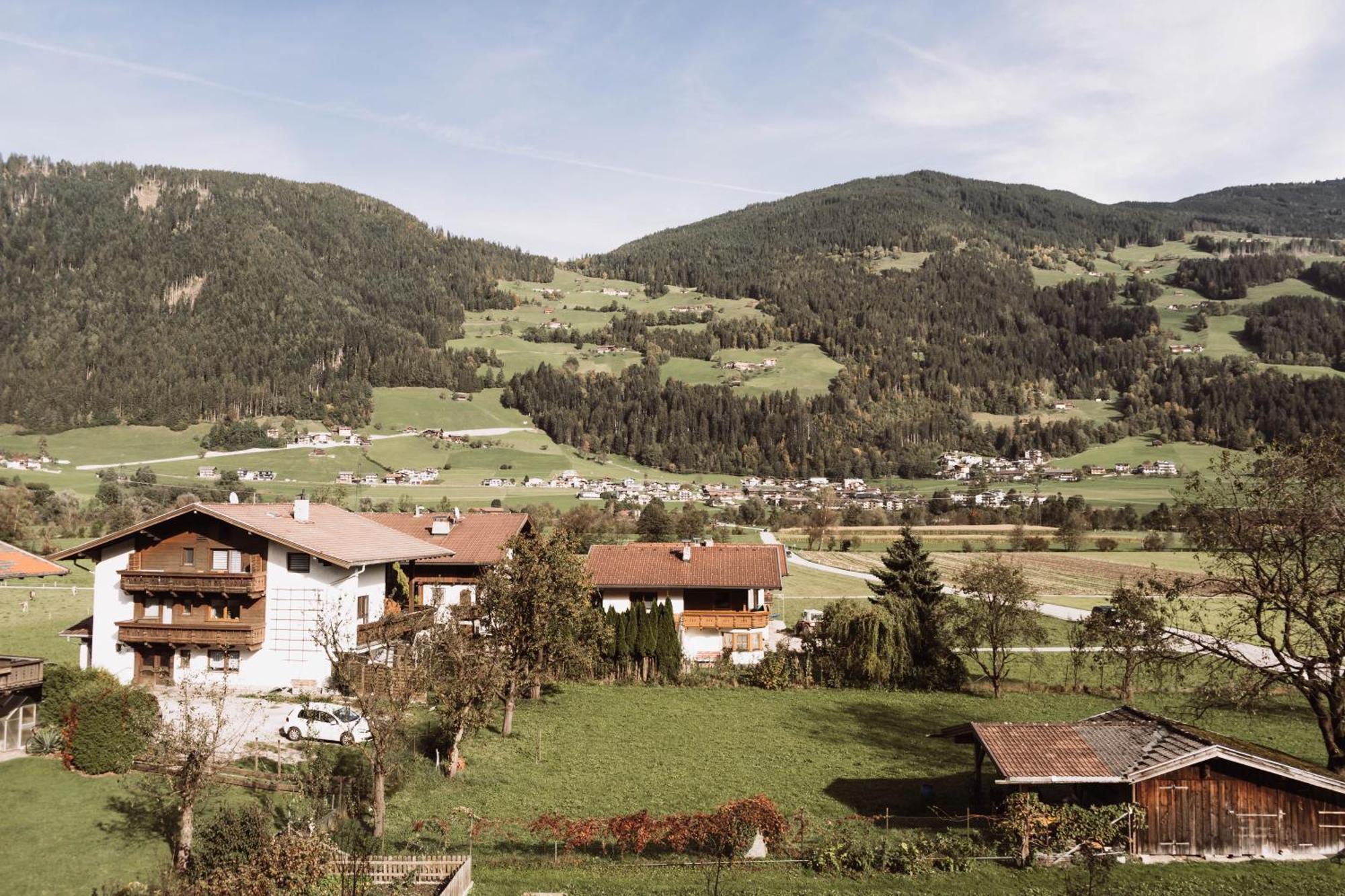 Lebe'Schlitters - Das Ferienapartmenthaus Im Zillertal Exterior photo